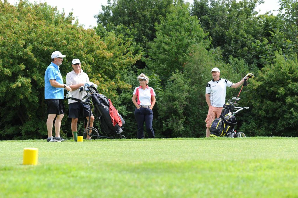 1. Mittwochsbecher 2015 in Ullersdorf - Küchenzentrum Dresden